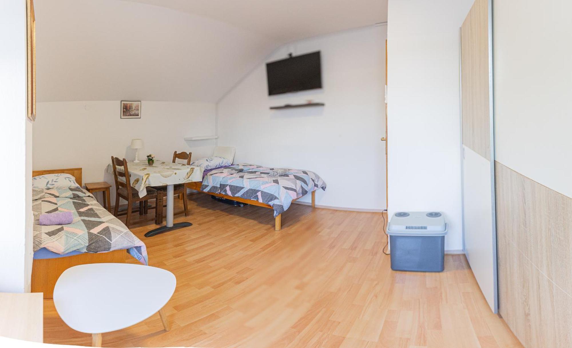 Rooms Kozarje 류블랴나 외부 사진